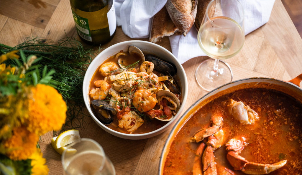 Wow Your Holiday Guests with Delicious Pasta with Seafood