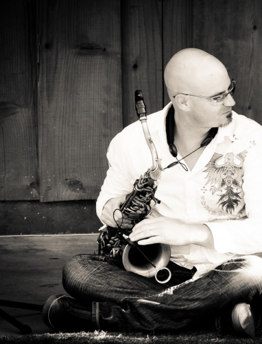 Live Music at the Emerald Bar