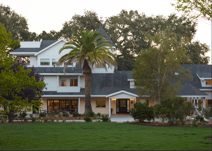 Summerwood Inn Winter Escape