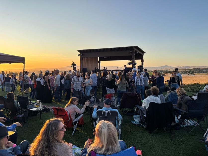 Friday Night Live at McGrail ft. The Frankie Bones Project